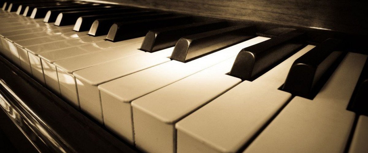 piano-header.jpg