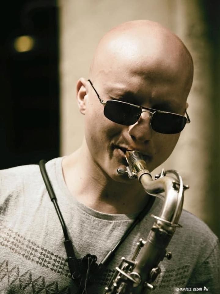 Davide-Romeo-buskin-live-alla-Cantina-Bentivoglio-Bologna