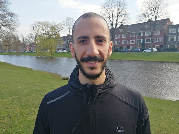 Alan, songwriting aan huis