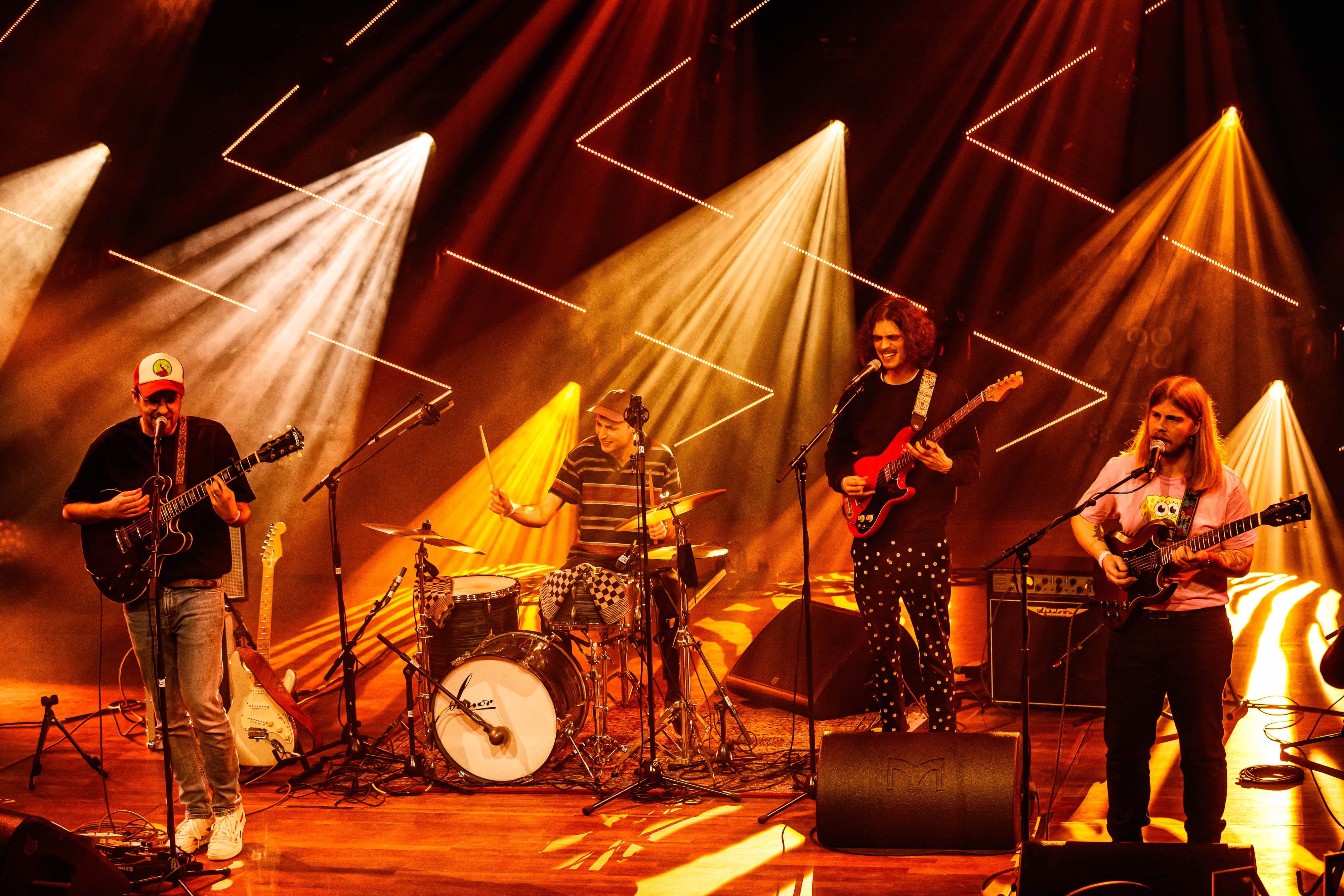 3. Elephant photo live by Bart Heemskerk