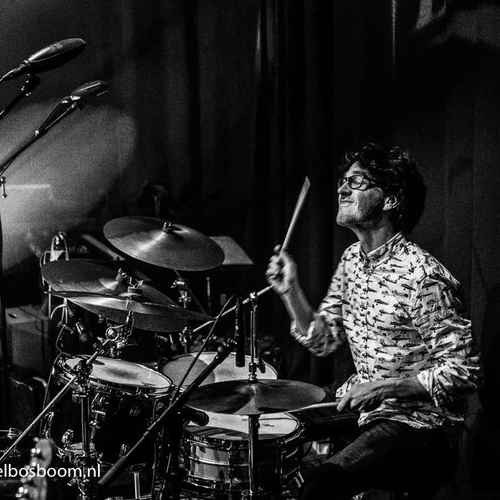 09053E96-BCF2-4000-8F1F-EC3E2E8AF5CB