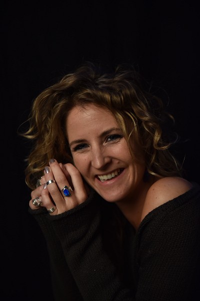 Annegreeth, zangles in Leiderdorp