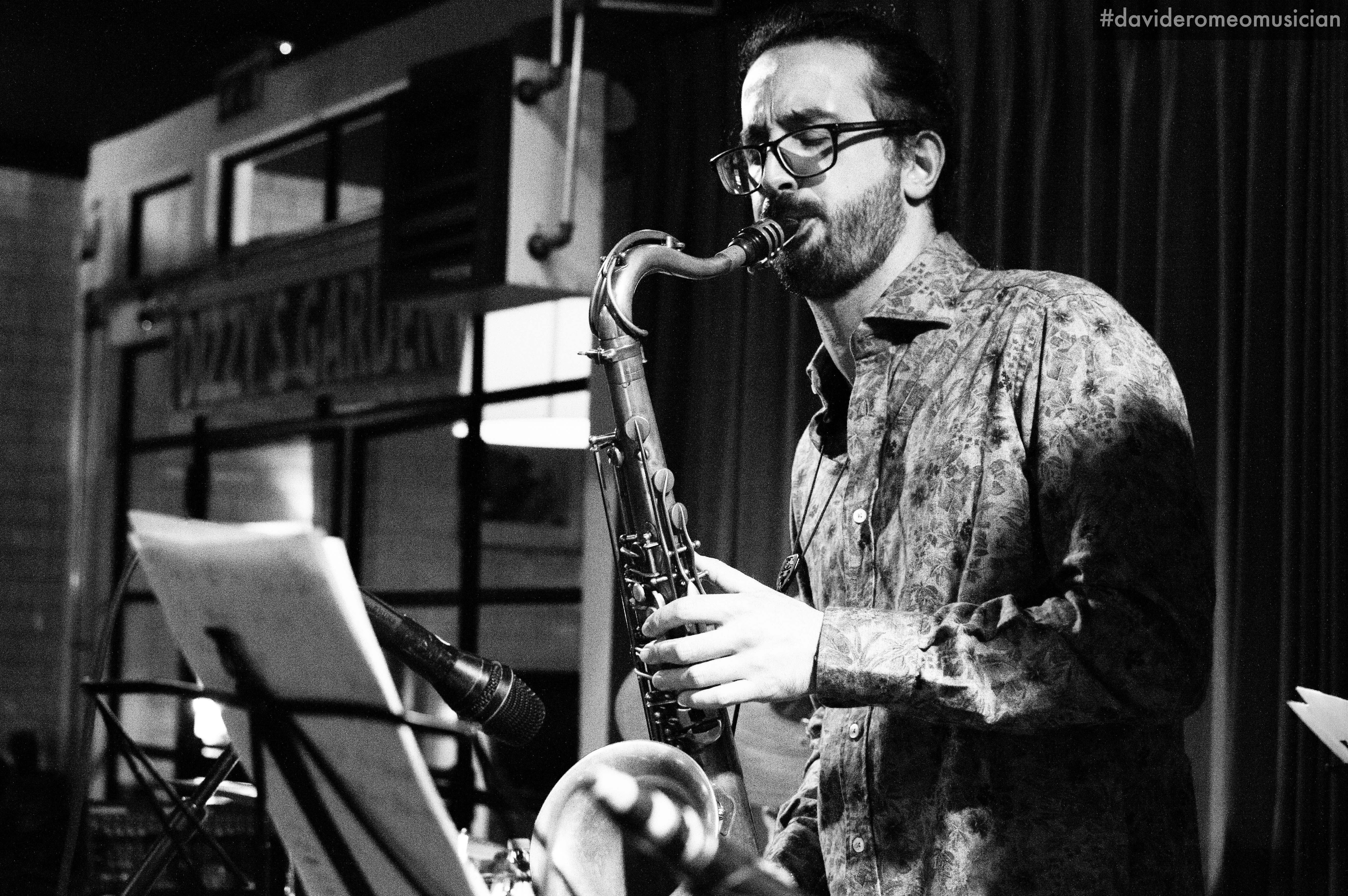 Andrea Leone plays tenor sax - Dizzy Jazz Club Rotterdam