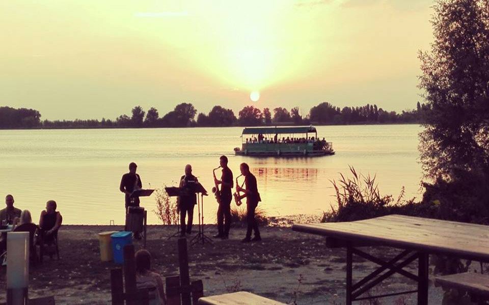 11012538_1014567811909650_2765128449876248248_n