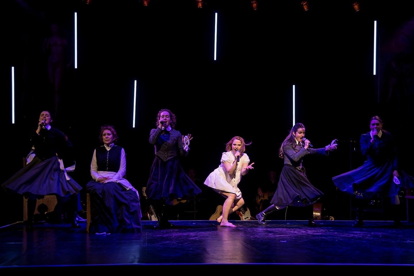 0F5F0273-10DE-47B1-B579-E55B661F90BE