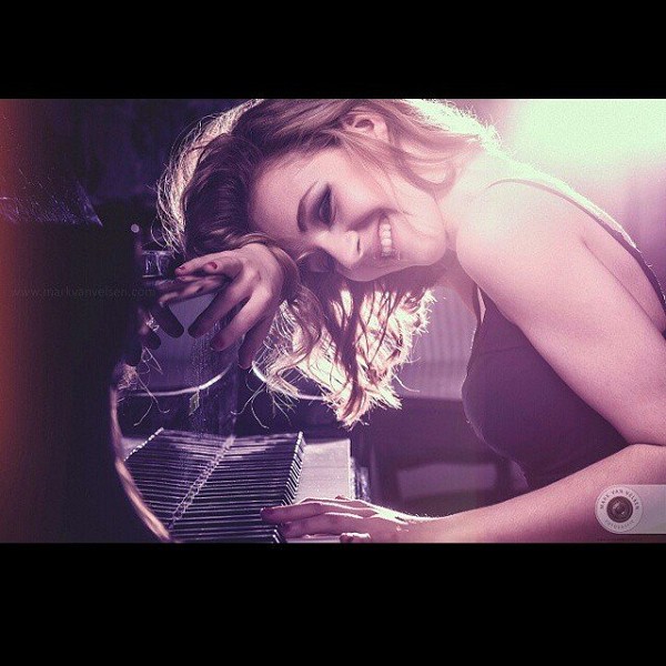 Sietske — zangles videoles