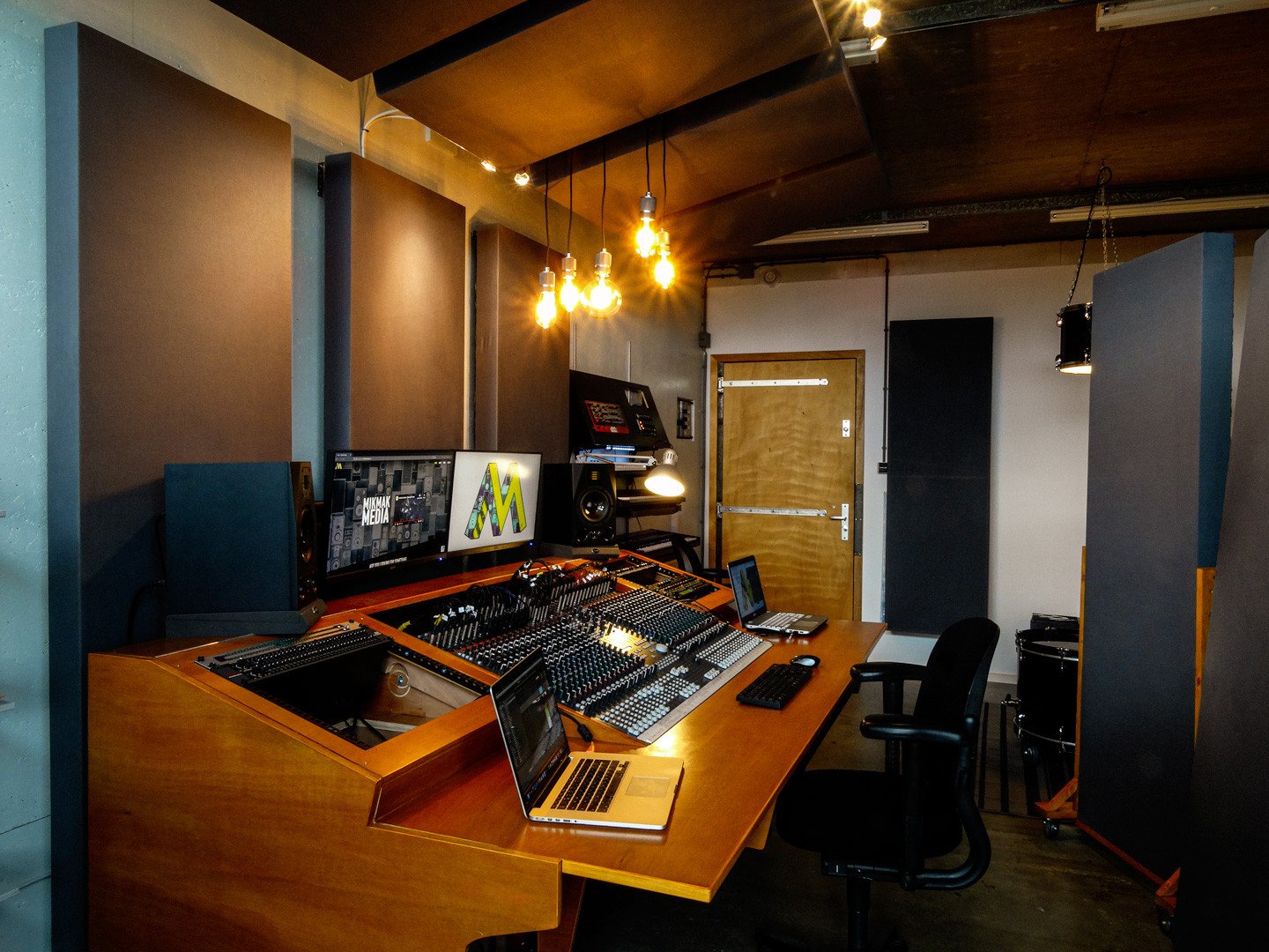 Studio-3.jpg