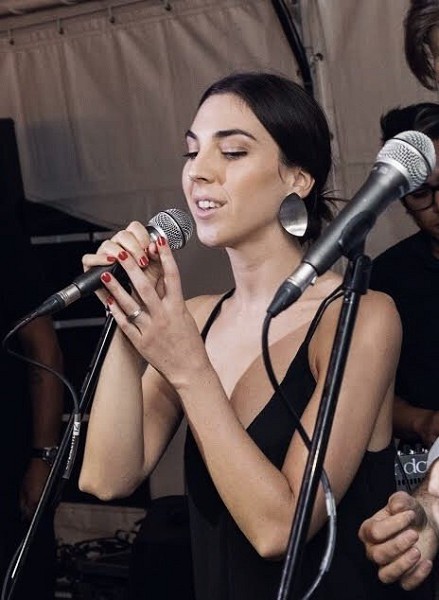 Luz — zangles Vondelingenplaat Rotterdam