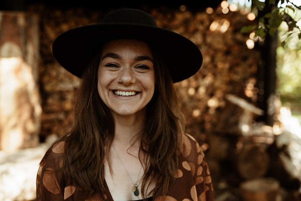 Anouk — zangles Den Ilp