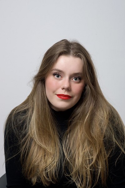 Anne Roos Van Belkom